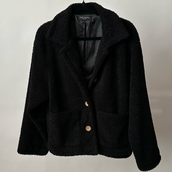 FEW MODA NEW YORK Faux Shearling Teddy Coat Cropped in Black Size-Medium - Picture 9 of 9